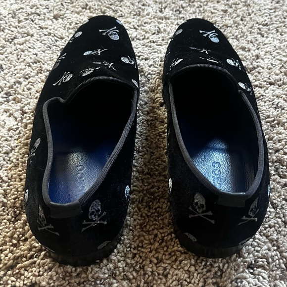 Maceoo Black Skull Loafers (Size 9)